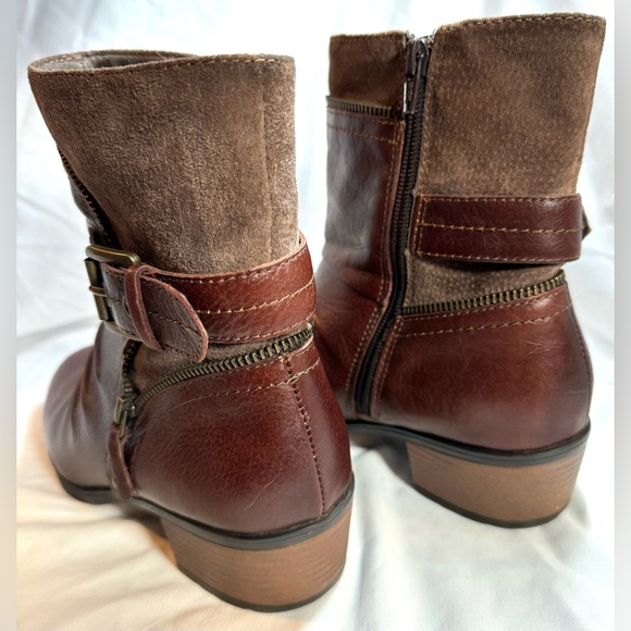 Women's Earth Origins Dolly Brown Leather Ankle Boots Size 9M - Picture 4 of 5